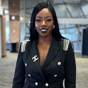 Meet your Posher, La’shara